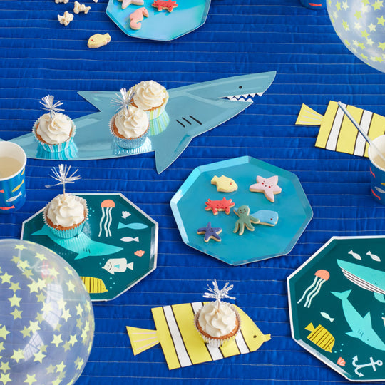 Shark Platters (x 4) - Muddy Boots Home UK