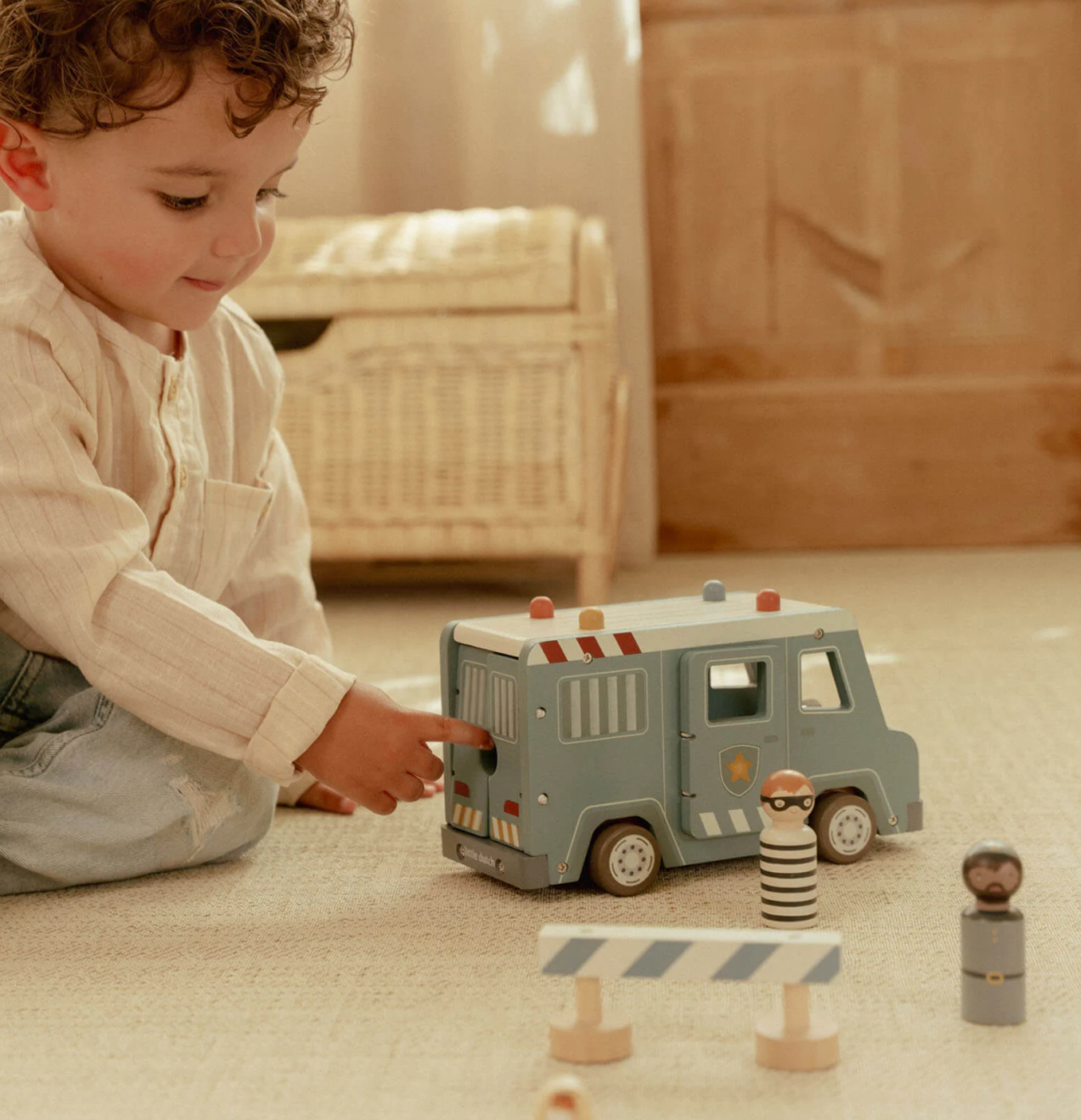 Little Dutch Police Van