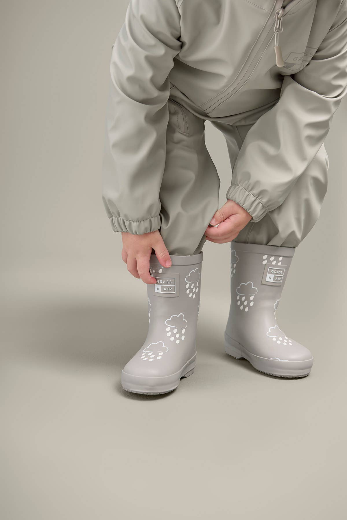 Geothermal Grey Colour-Changing Kids Wellies - Muddy Boots Home UK