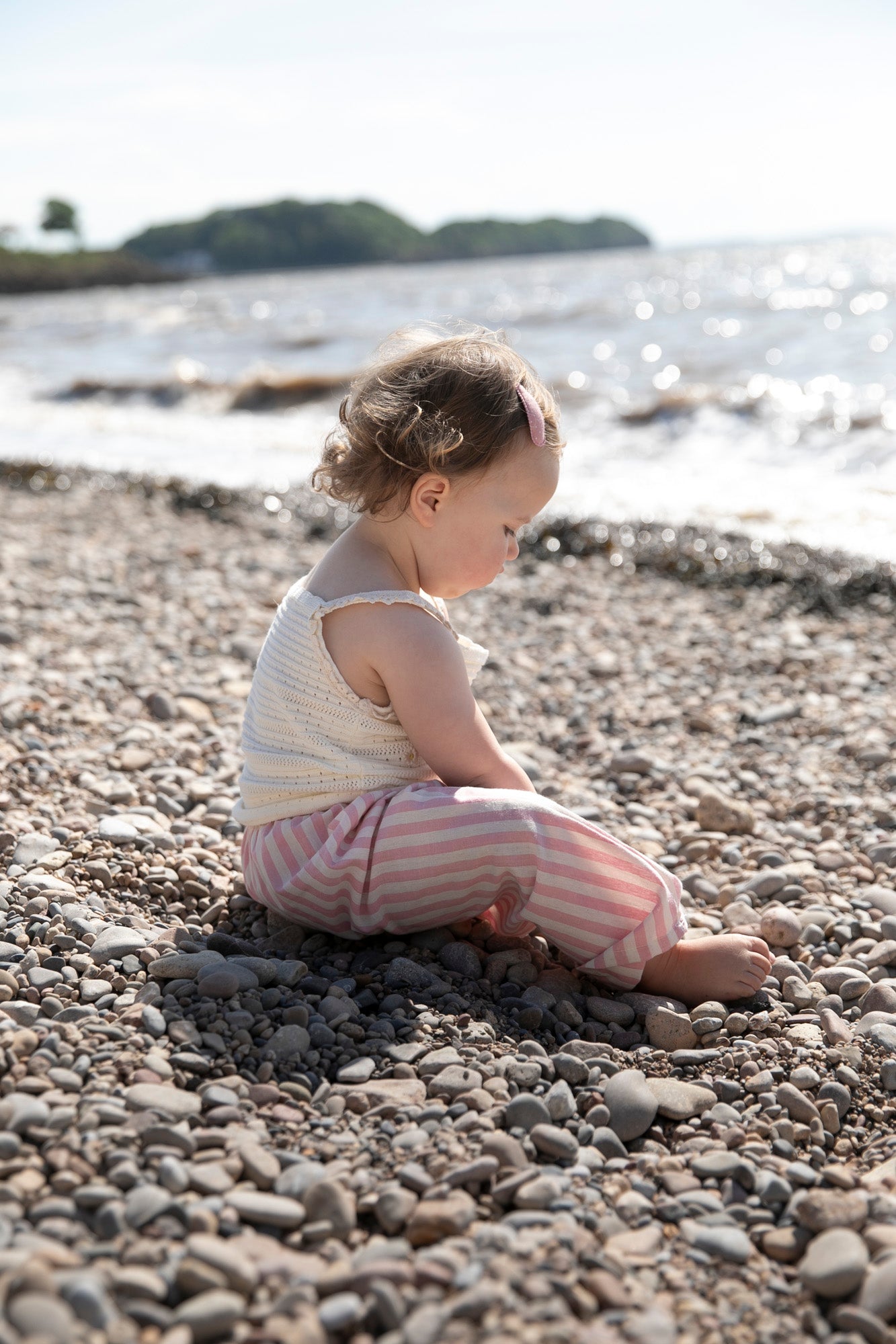 Daisy Embroidered Summer Knit Vest